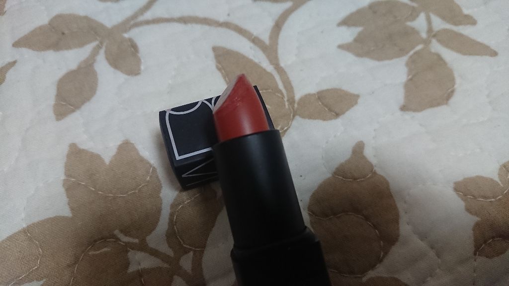リップスティック(旧)/NARS/口紅を使ったクチコミ（2枚目）
