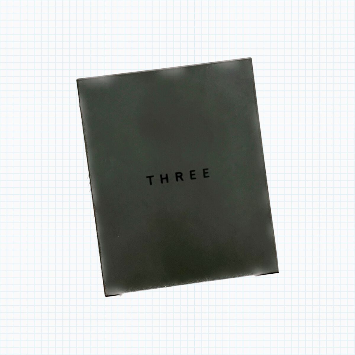 アーニャ on LIPS 「少し高いけど、買う価値あり!毎日愛用中💖 #THREE#シマリ..」(1枚目)