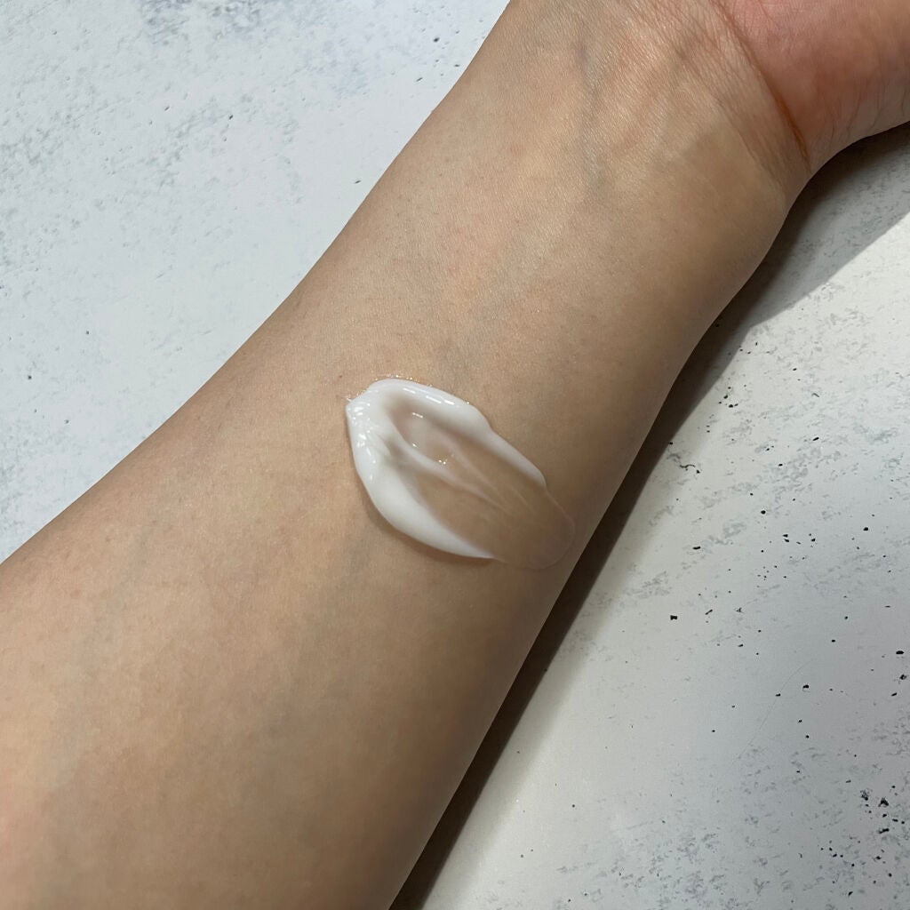 ギミヤホワイトニングクリーム/TONYMOLY/フェイスクリームを使ったクチコミ(2枚目)