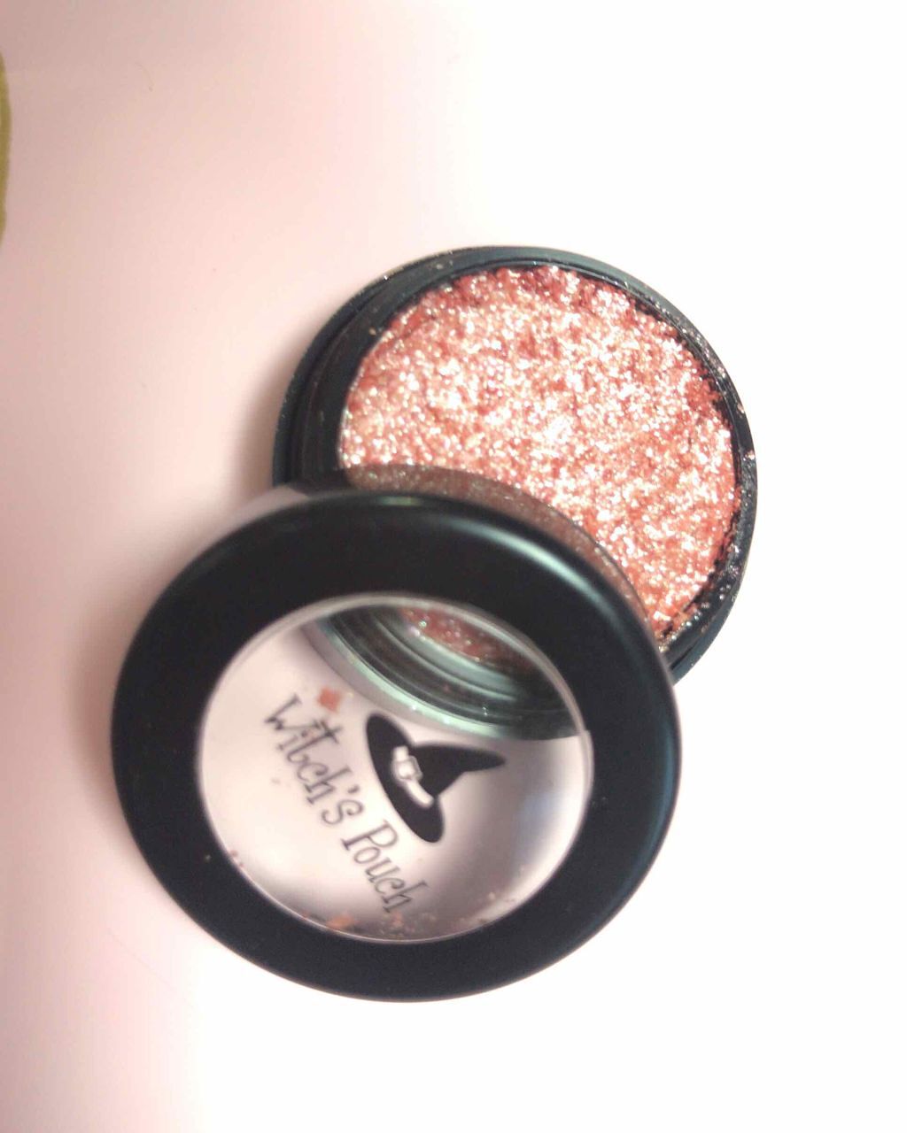 セルフィーフィックスピグメント/Witch's Pouch/単色アイシャドウを使ったクチコミ（1枚目）