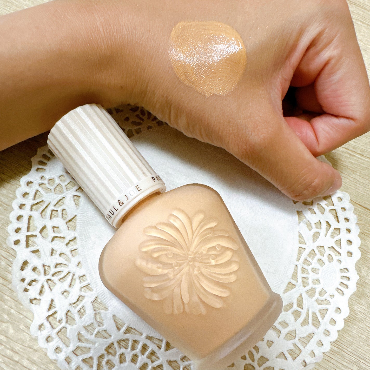 プロテクティング ファンデーション プライマー /PAUL & JOE BEAUTE/化粧下地を使ったクチコミ(4枚目)