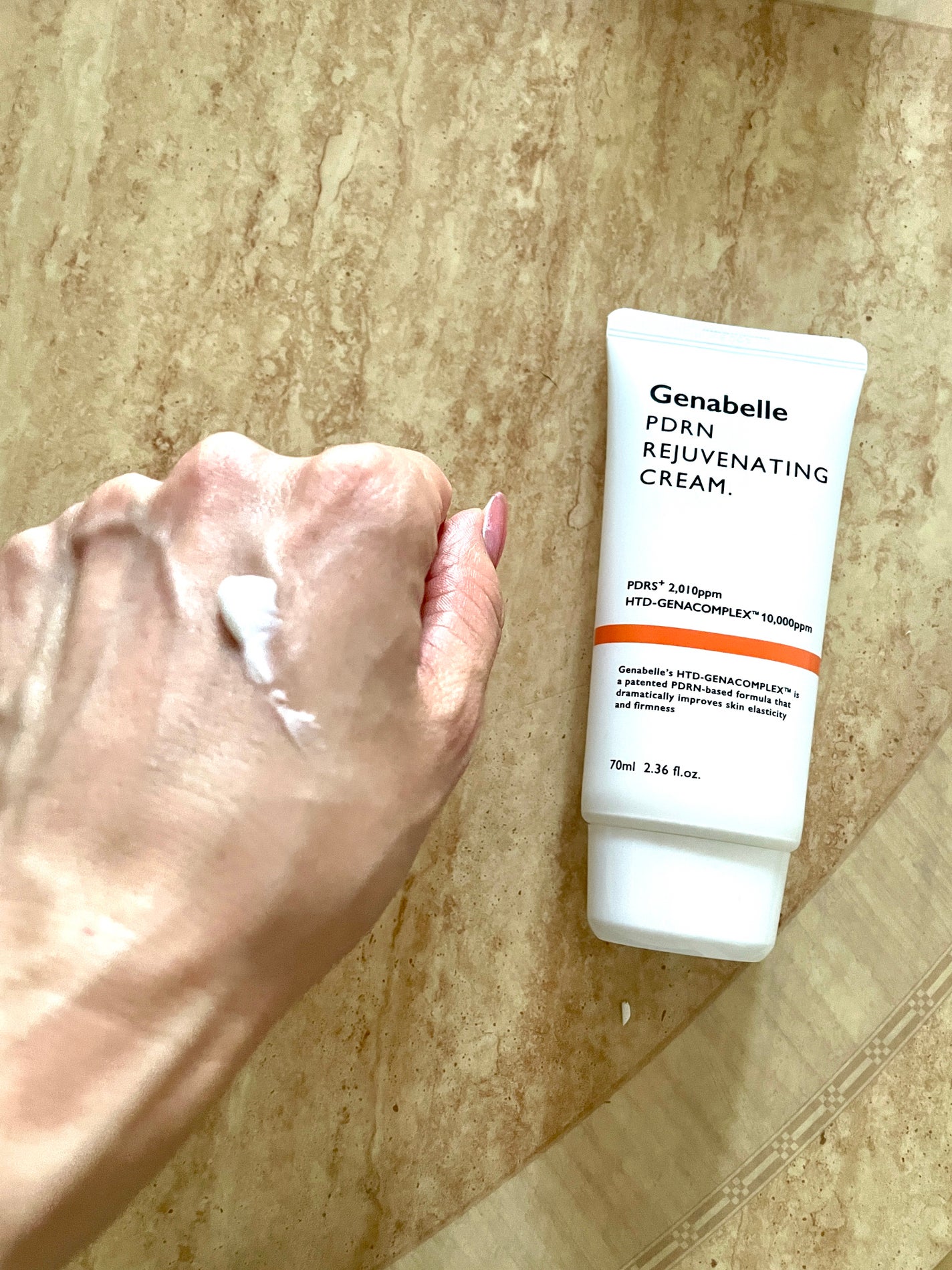 PDRNリジュビネイティングクリーム/Genabelle/フェイスクリームを使ったクチコミ(2枚目)