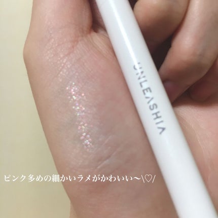 プリティー イージーグリッタースティック/unleashia/グリッターを使ったクチコミ(2枚目)