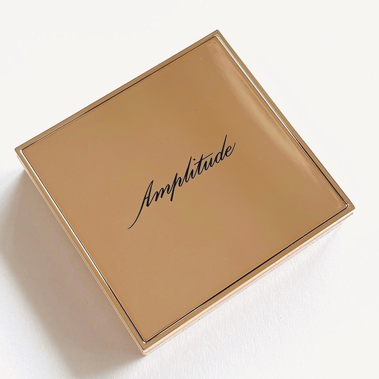 コンスピキュアス モノチークス/Amplitude/パウダーチークを使ったクチコミ(5枚目)