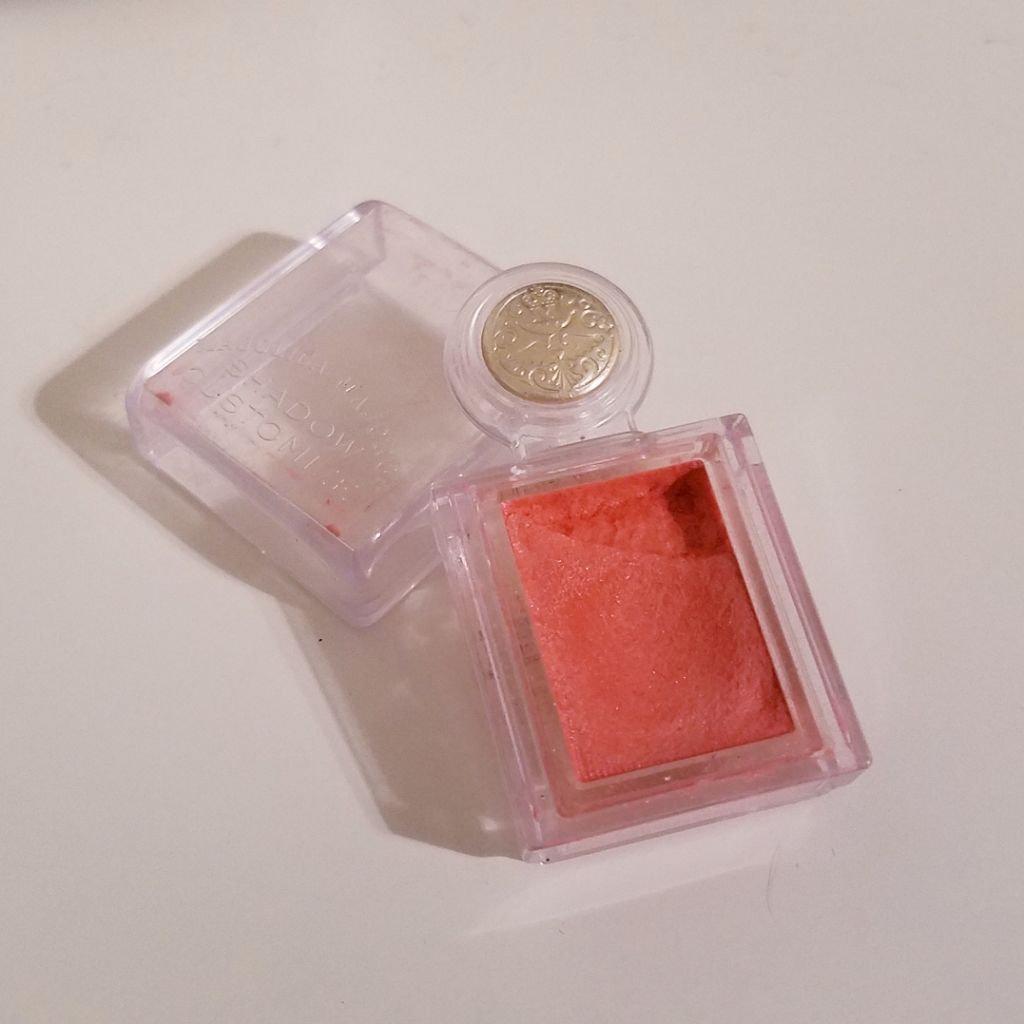 シャドーカスタマイズ/MAJOLICA MAJORCA/単色アイシャドウを使ったクチコミ（3枚目）