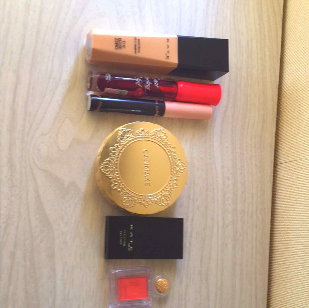 シャドーカスタマイズ/MAJOLICA MAJORCA/単色アイシャドウを使ったクチコミ（1枚目）