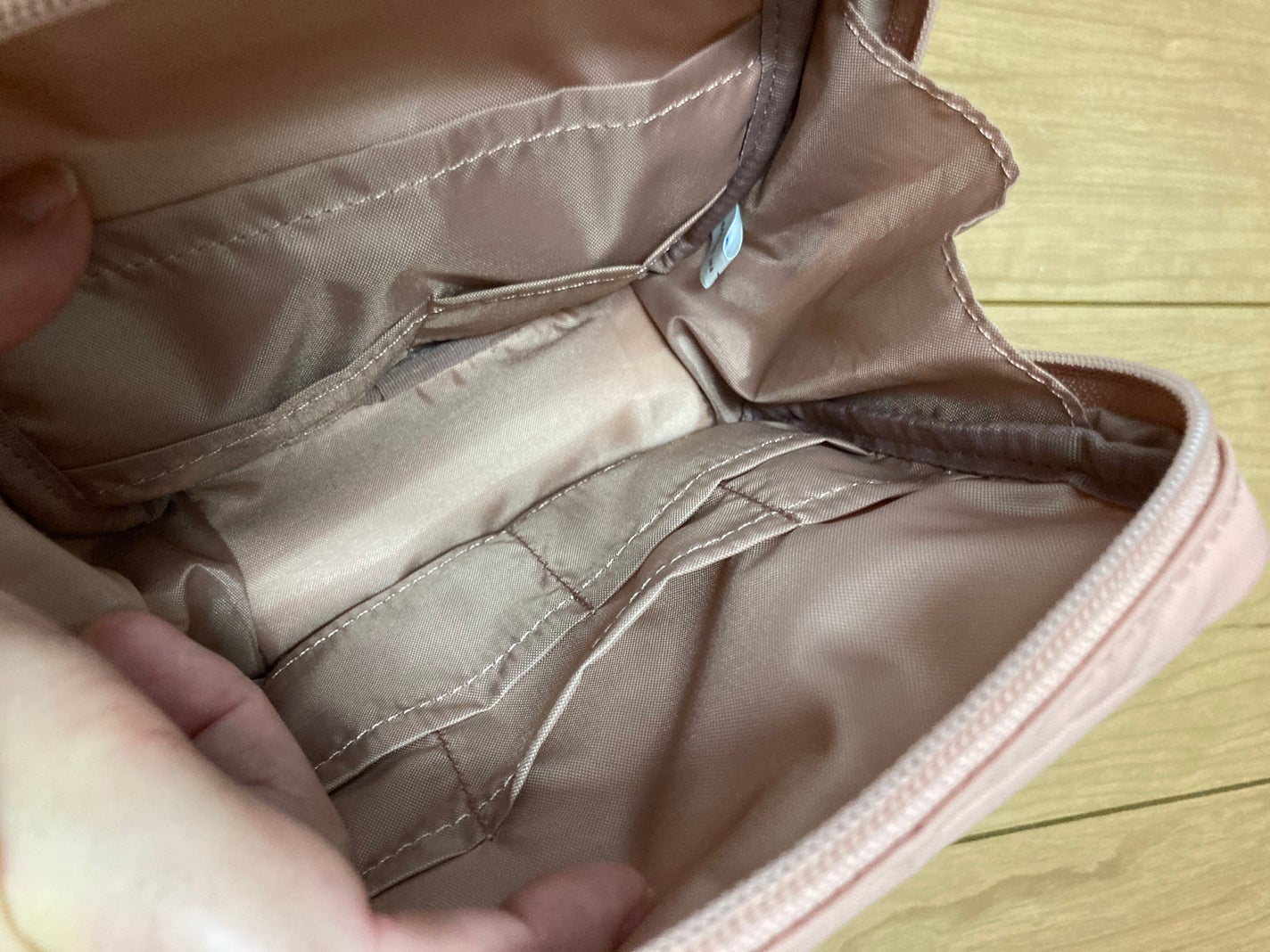 ナイロンメイクポーチ/無印良品/化粧ポーチを使ったクチコミ(2枚目)