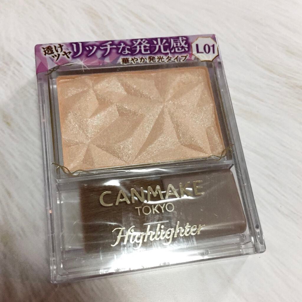 ハイライター/キャンメイク/パウダーハイライトを使ったクチコミ(1枚目)
