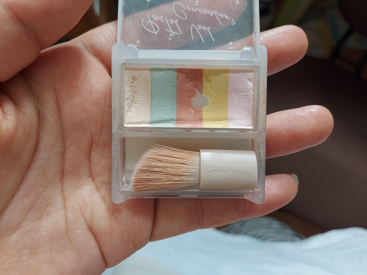 パステルヴェールコンシーラー/キャンメイク/パレットコンシーラーを使ったクチコミ(2枚目)