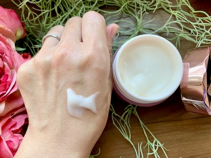 リンクルケア ホワイト モイストジェルクリーム/グレイスワン/オールインワン化粧品を使ったクチコミ(4枚目)