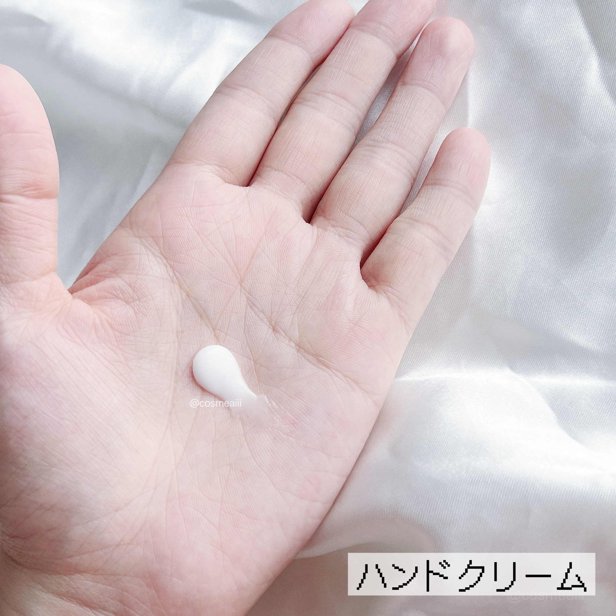 パフュームハンドクリーム リリームスクホワイトティーの香り/TEABLESS/ハンドクリームを使ったクチコミ（3枚目）