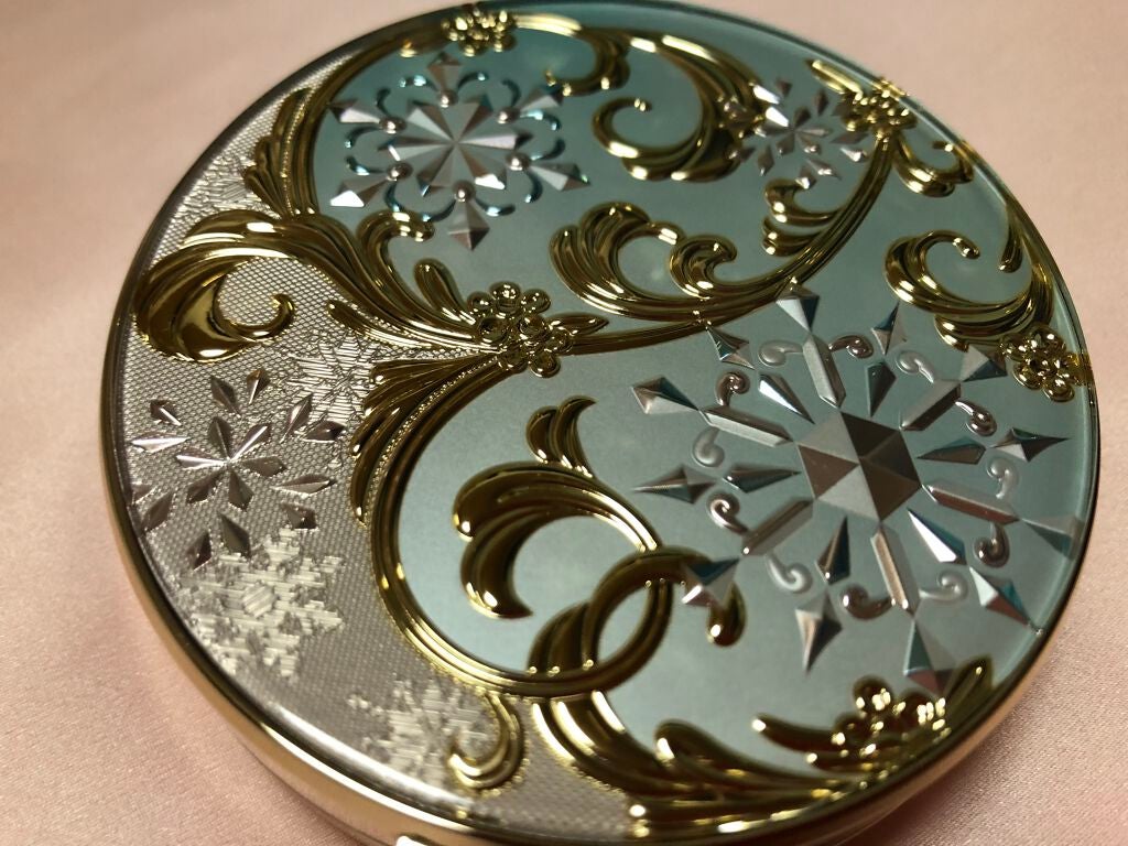 スノービューティー ホワイトニング スキンケアパウダーP2021		/スノービューティー/プレストパウダーを使ったクチコミ(2枚目)