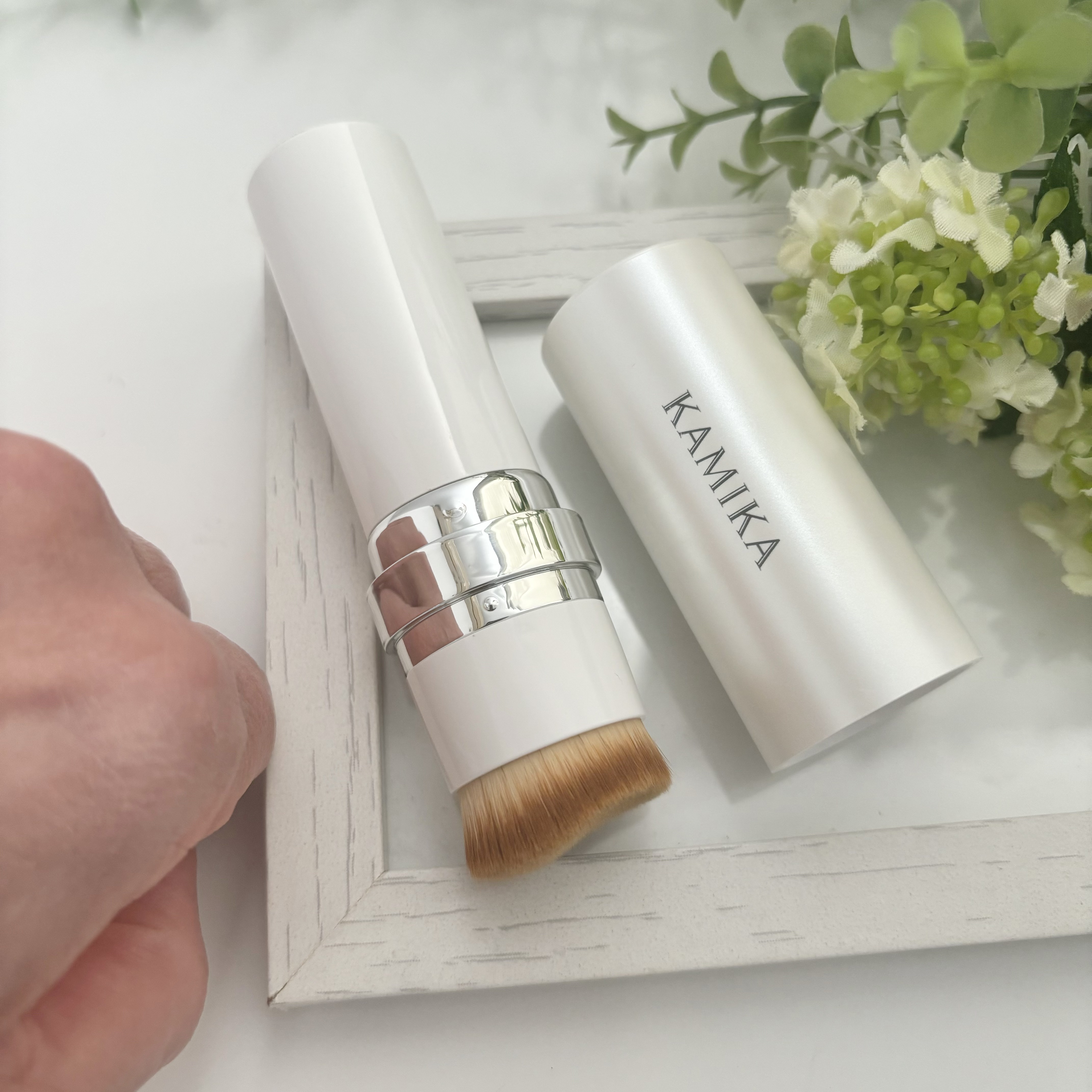 シルキースティックファンデーション/KAMIKA/その他ファンデーションを使ったクチコミ（3枚目）