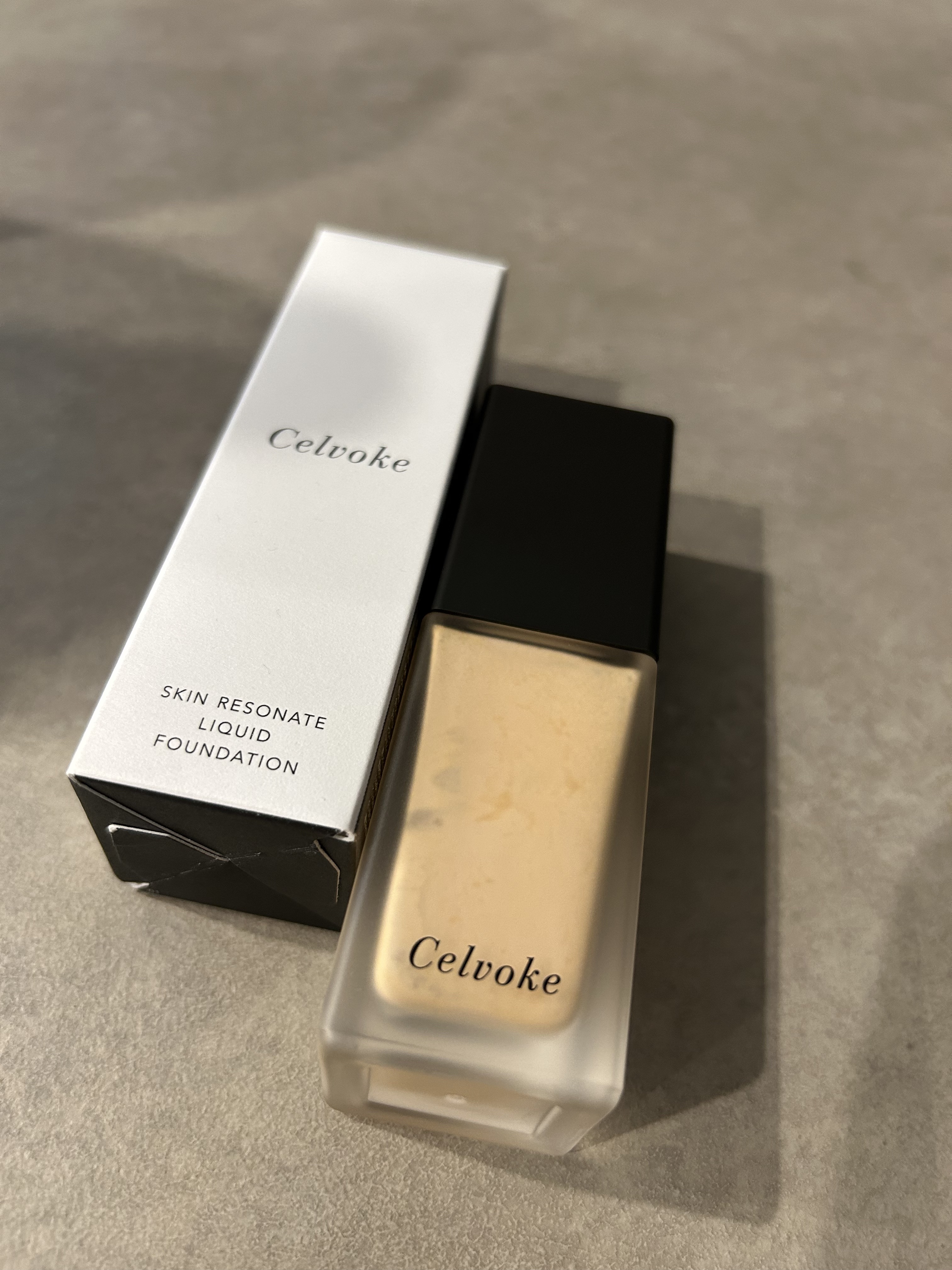 スキンレゾネート リキッドファンデーション/Celvoke/リキッドファンデーションを使ったクチコミ（1枚目）