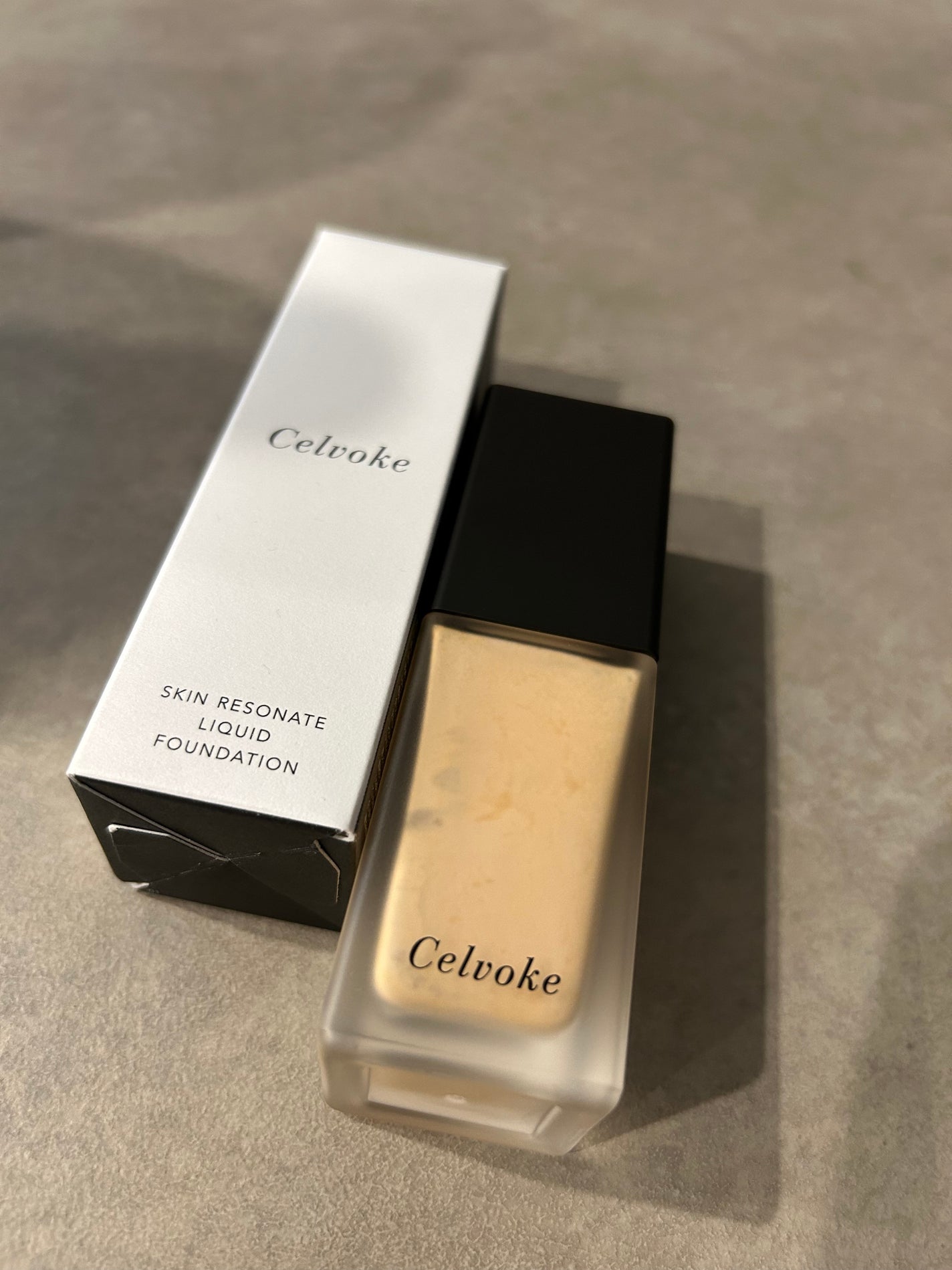 スキンレゾネート リキッドファンデーション/Celvoke/リキッドファンデーションを使ったクチコミ(1枚目)