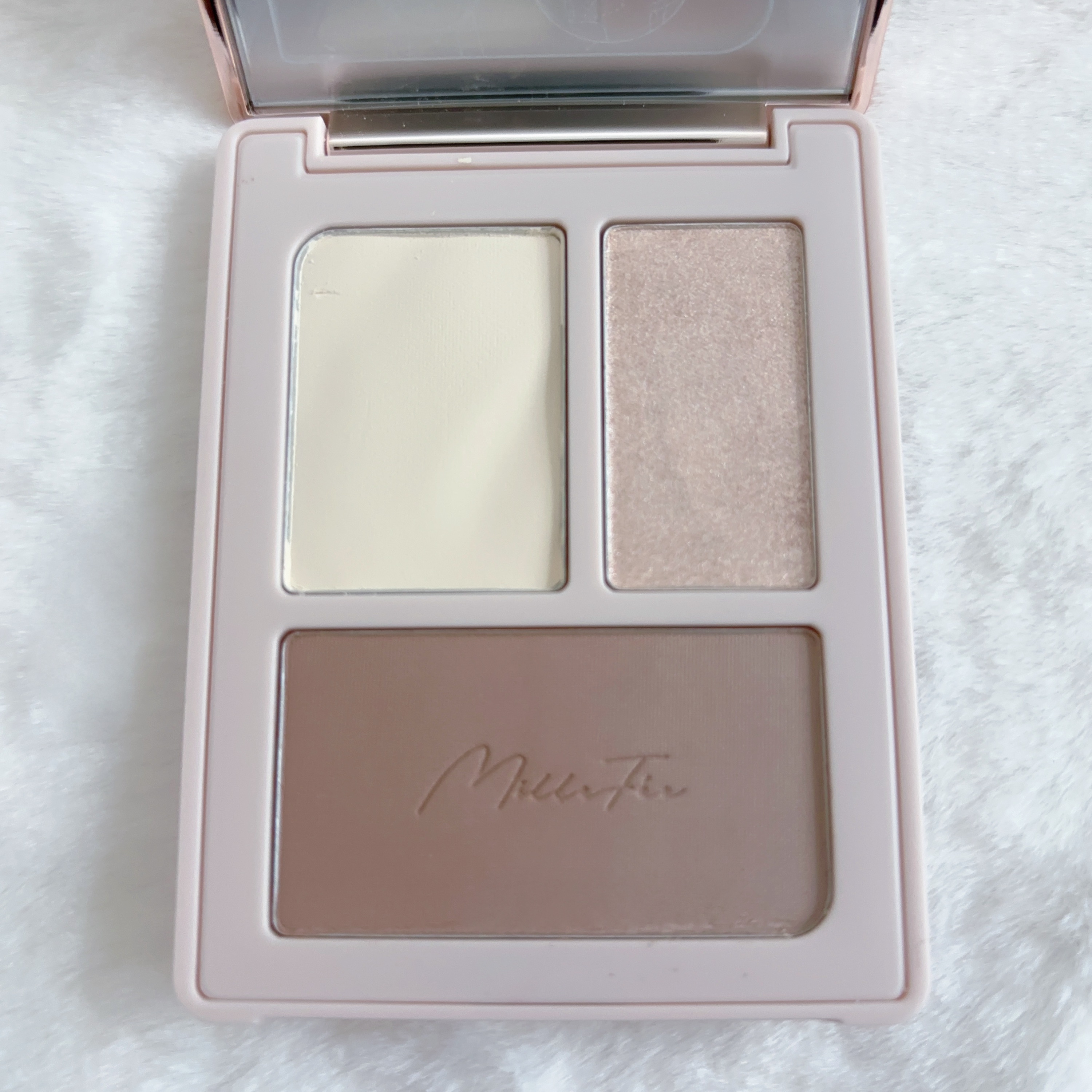 チート顔コントゥアパレット/MilleFée/パウダーハイライトを使ったクチコミ（2枚目）