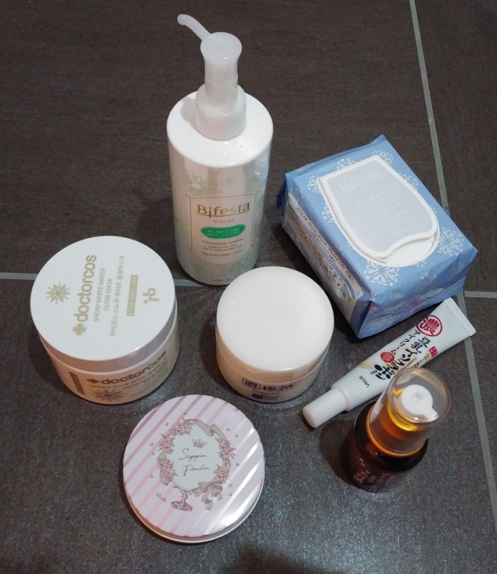 すっぴんパウダー B サクラスウィートソローの香り 2022/クラブ/プレストパウダーを使ったクチコミ（1枚目）