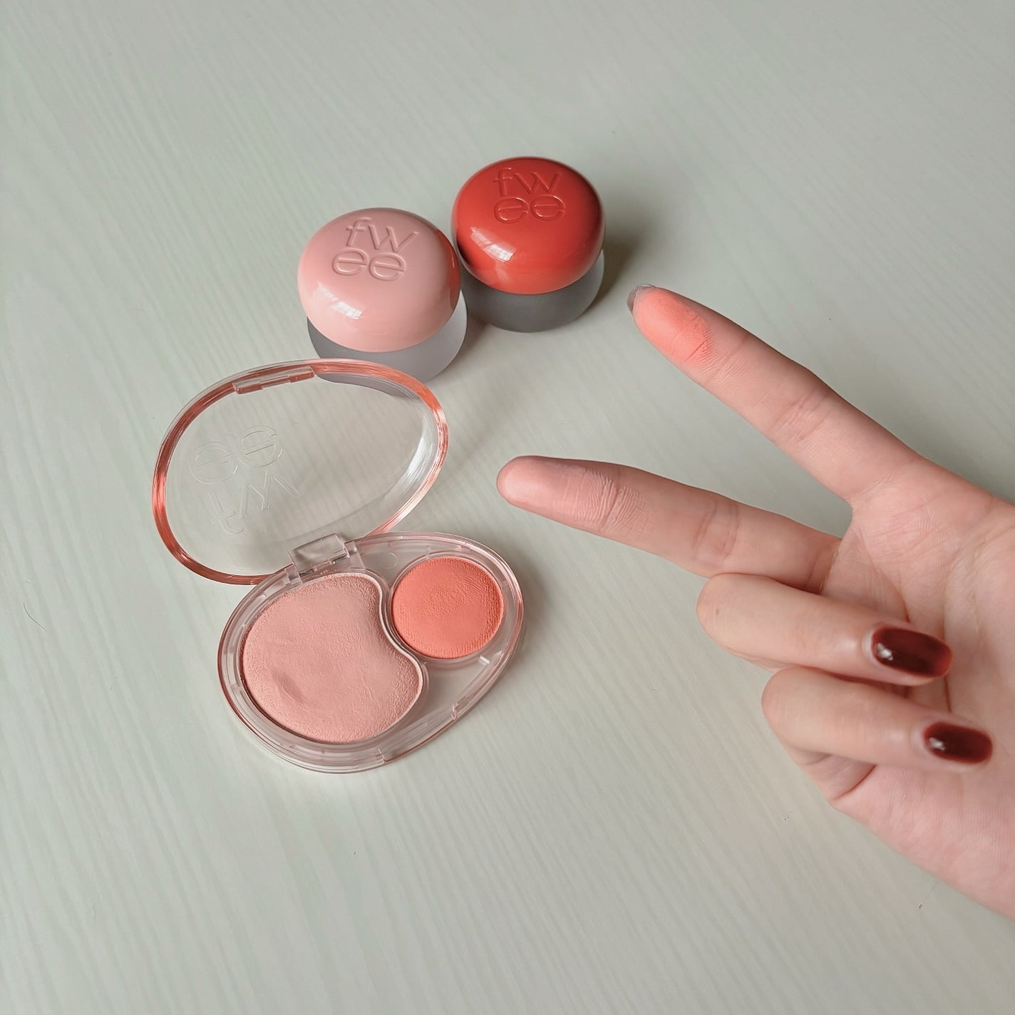 リップアンドチーク ブラーリープリンポット/fwee/口紅を使ったクチコミ(3枚目)