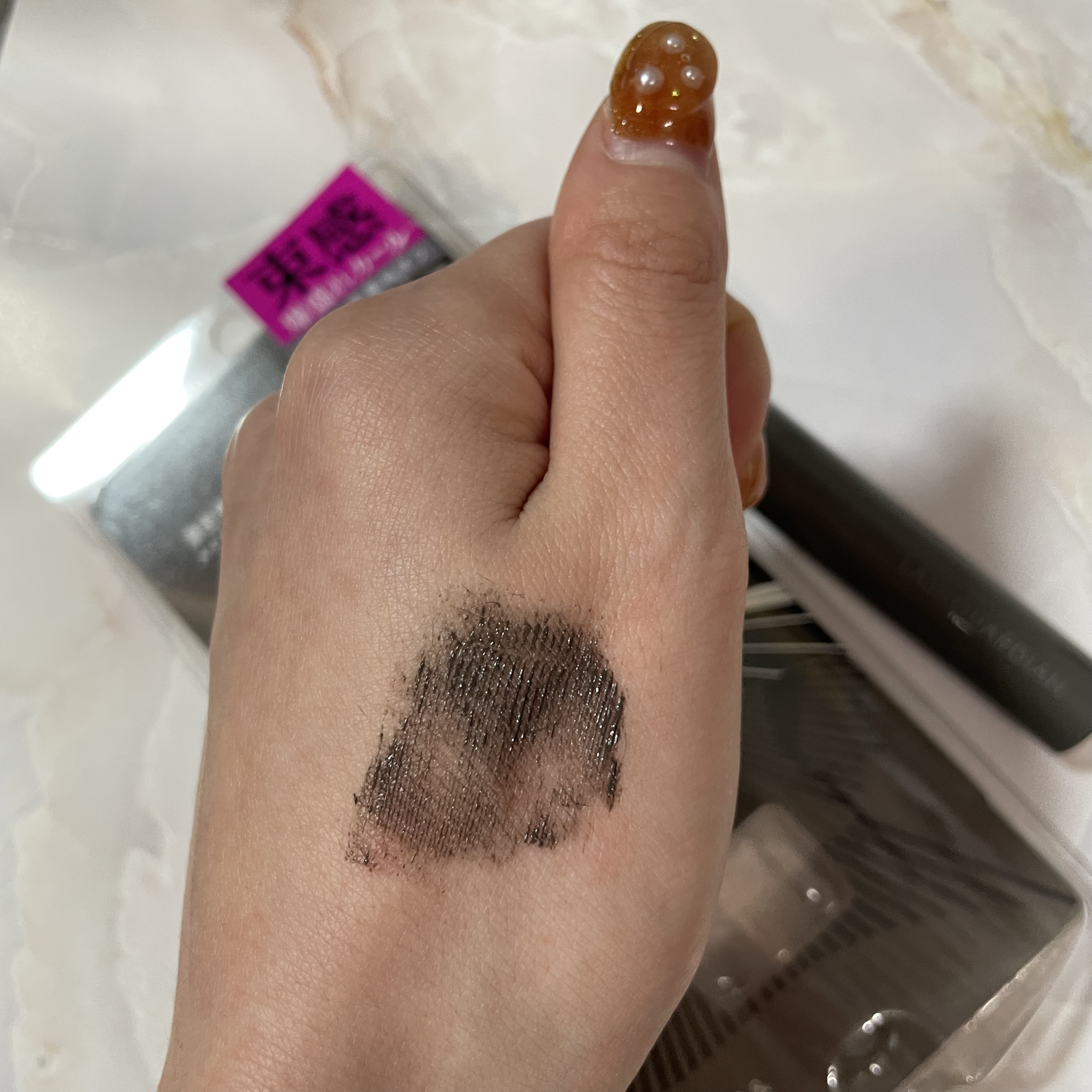 ラッシュガーディアン アングラヴィティマスカラ/LASHGUARDIAN/マスカラを使ったクチコミ（2枚目）