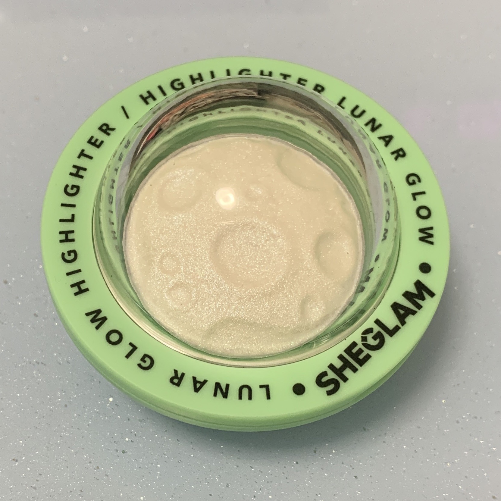 ルナグロウ ハイライター/SHEGLAM/パウダーハイライトを使ったクチコミ（3枚目）