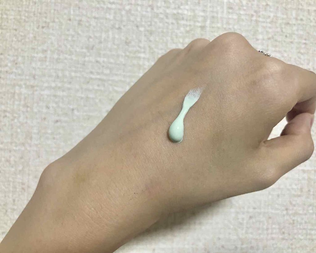 エアコットンメイクアップべース /THE FACE SHOP/化粧下地を使ったクチコミ（2枚目）