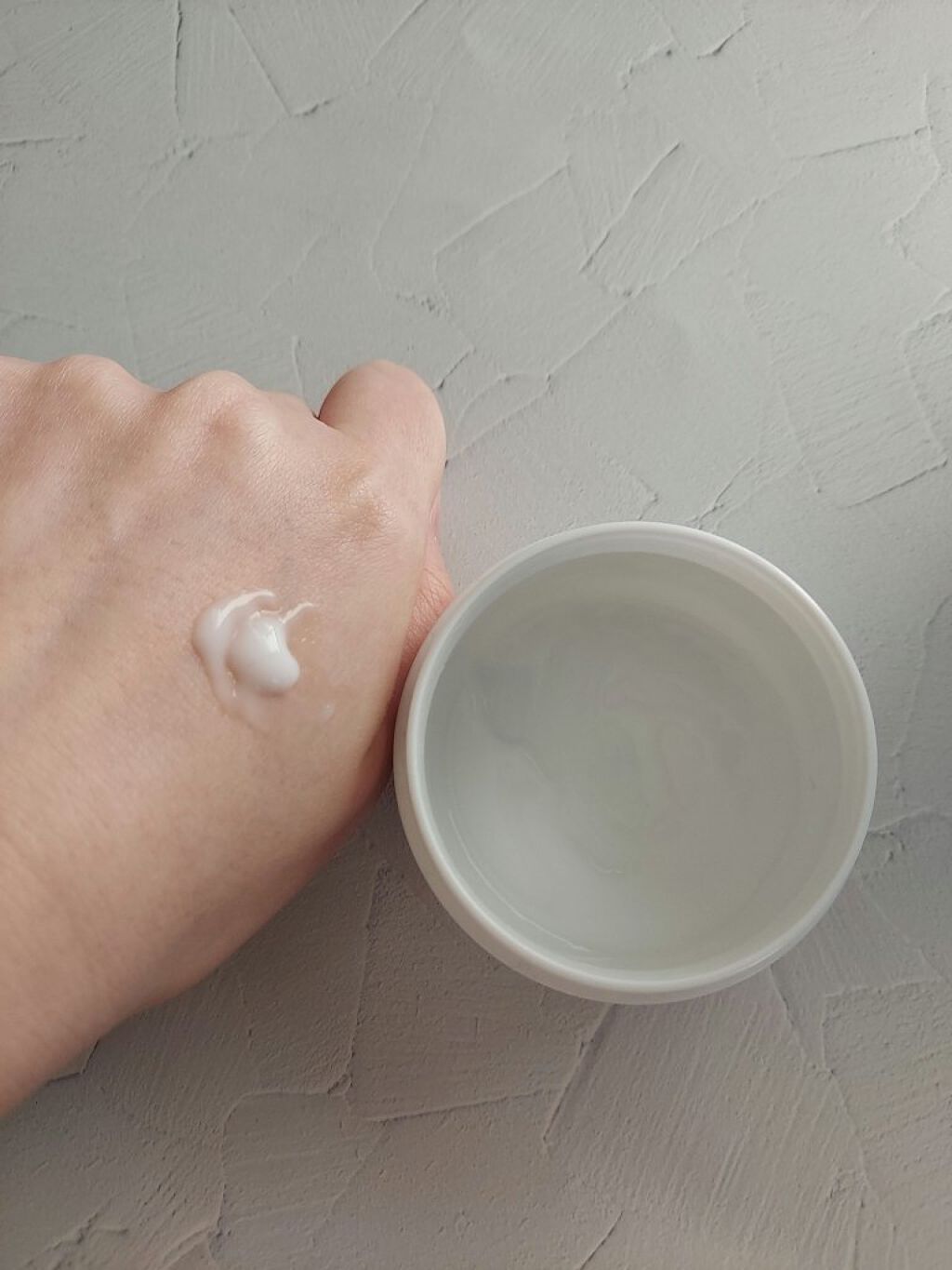 とろんと濃ジェル 薬用美白 N/なめらか本舗/オールインワン化粧品を使ったクチコミ(4枚目)