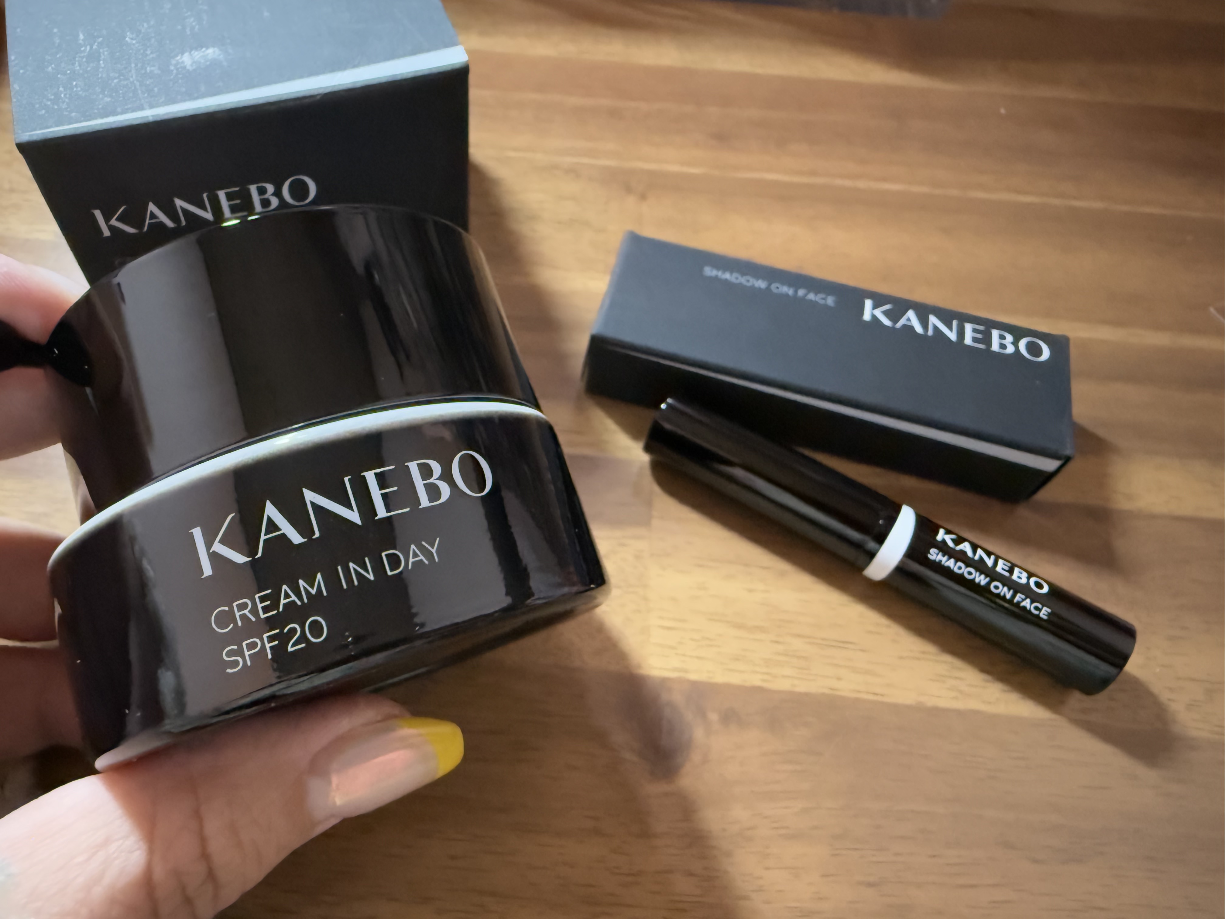 シャドウオンフェース/KANEBO/シェーディングを使ったクチコミ（1枚目）