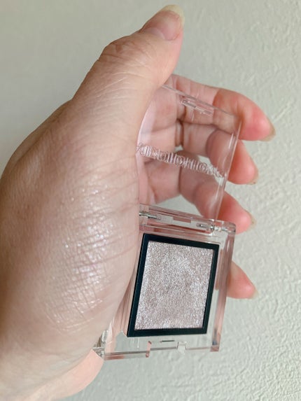 アディクション ザ アイシャドウ スパークル/ADDICTION/単色アイシャドウを使ったクチコミ(3枚目)