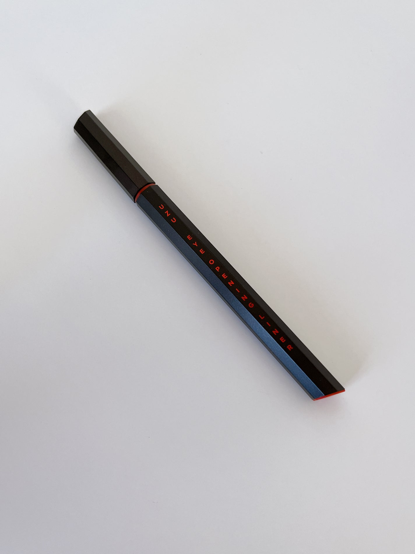 EYE OPENING LINER/UZU BY FLOWFUSHI/アイライナーを使ったクチコミ(2枚目)