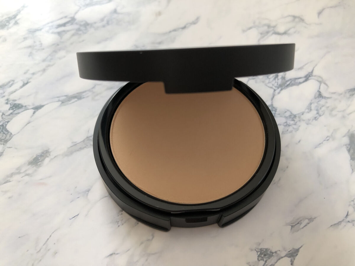 ベアプロ 16HR パウダー ファンデーション フェア 17 ニュートラル/bareMinerals/パウダーファンデーションを使ったクチコミ（2枚目）