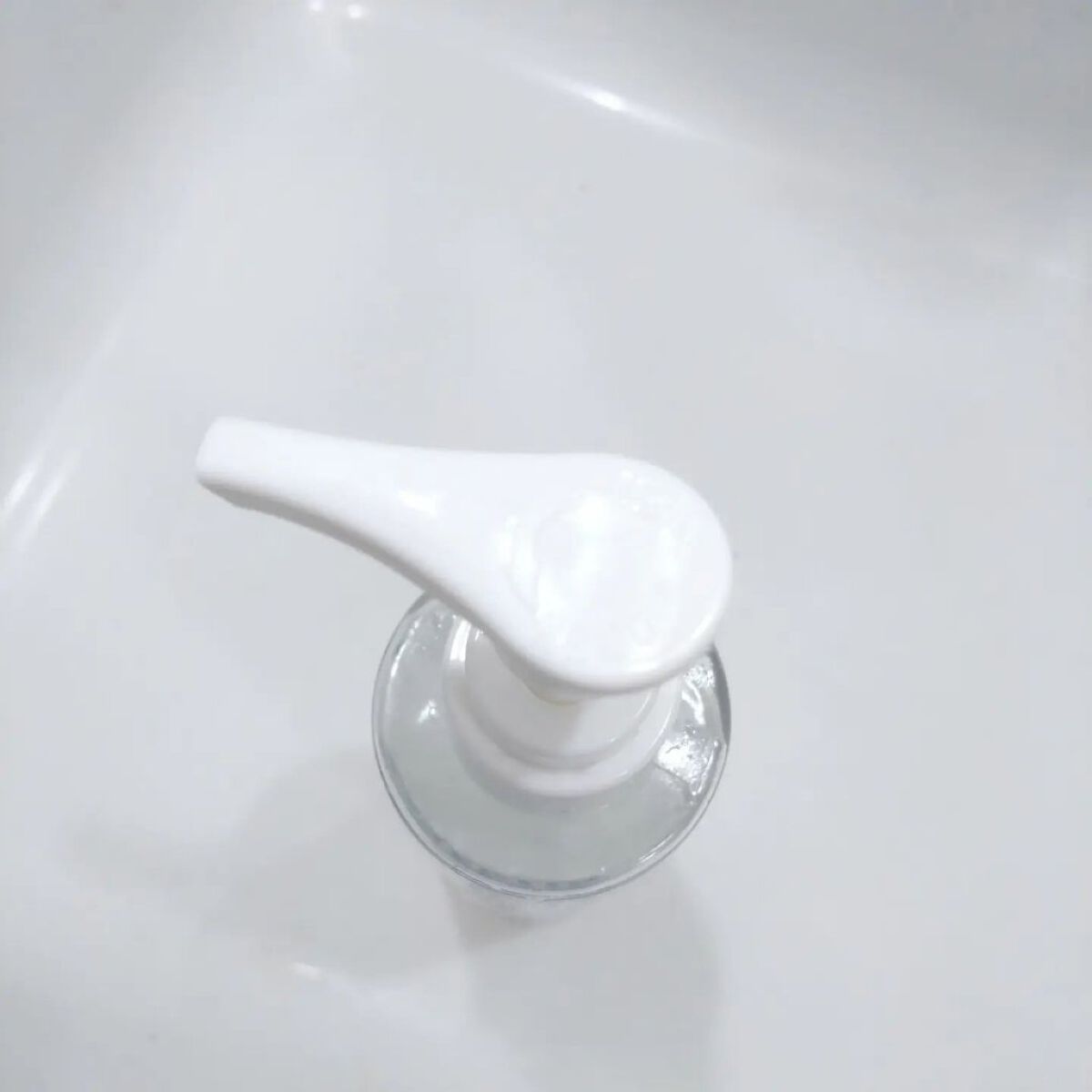 ロベクチン エッセンシャル クレンザーのクチコミ「ロベクチン エッセンシャルクレンザー

肌のpHバランスを整えバリア機能を維持し健やかな肌を保.....」（2枚目）