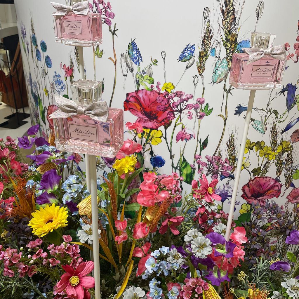 すぅ on LIPS 「ʚ♡ɞ✧*。ディオールDior✧*。伊勢丹新宿∴∵∴୨୧∴∵∴..」(5枚目)