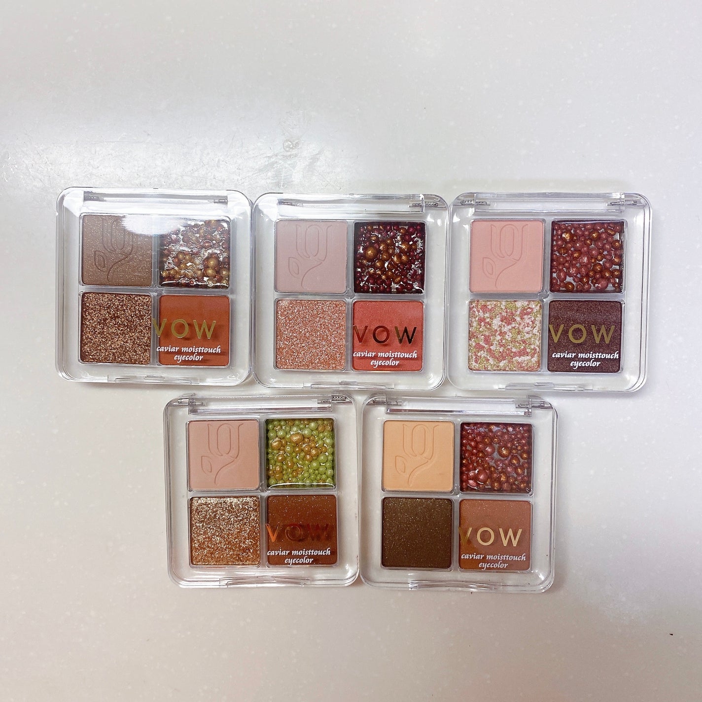 キャビアモイストタッチアイカラー /VOW/アイシャドウパレットを使ったクチコミ(1枚目)