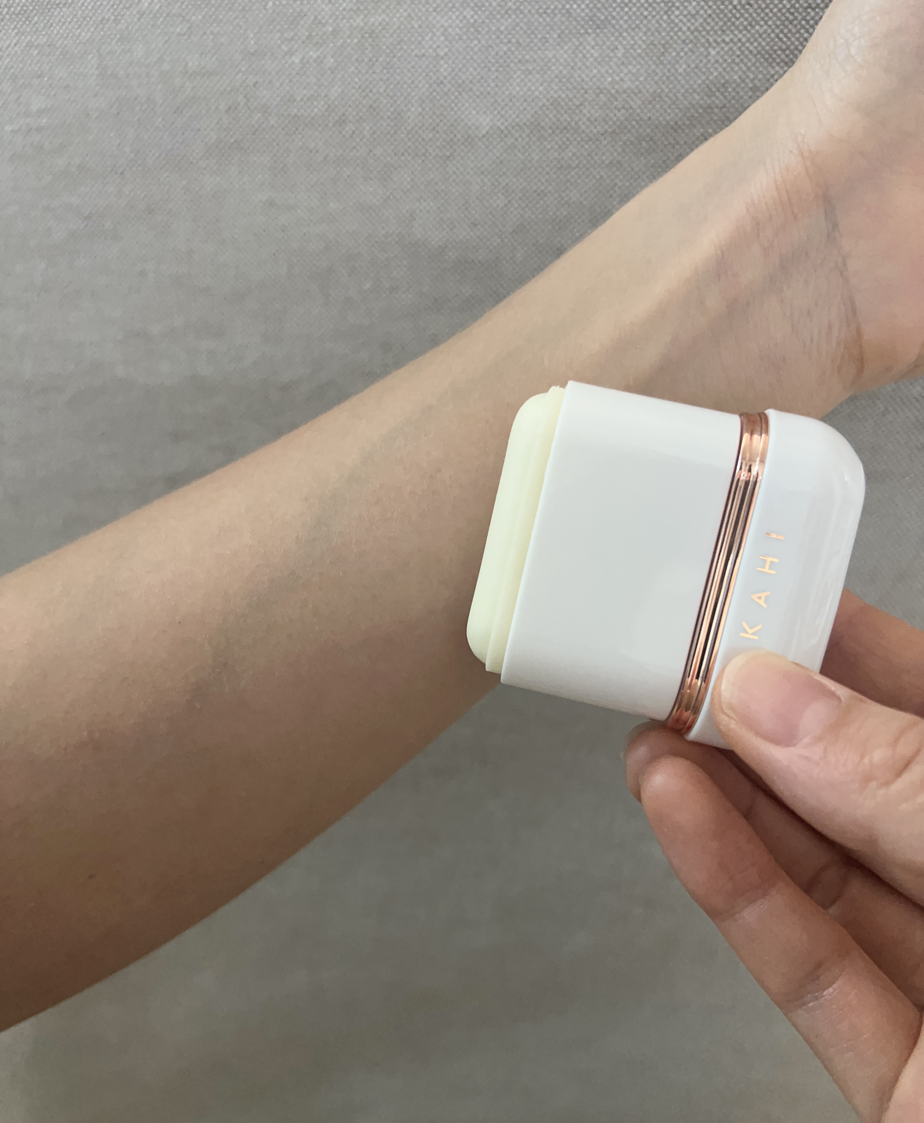 エアリーフィットサンスティック/KAHI/日焼け止めスティックを使ったクチコミ（3枚目）