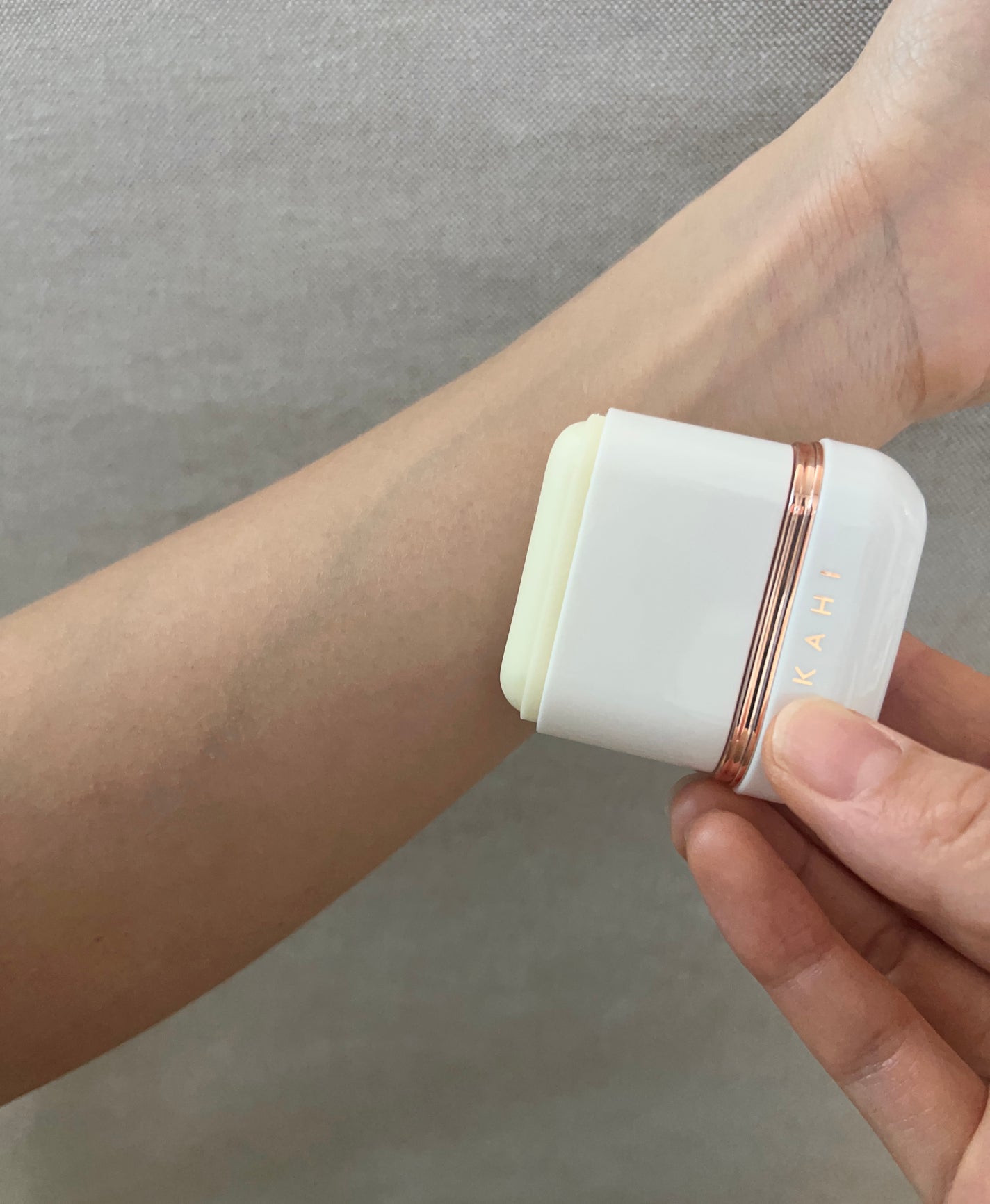 エアリーフィットサンスティック/KAHI/日焼け止めスティックを使ったクチコミ(3枚目)