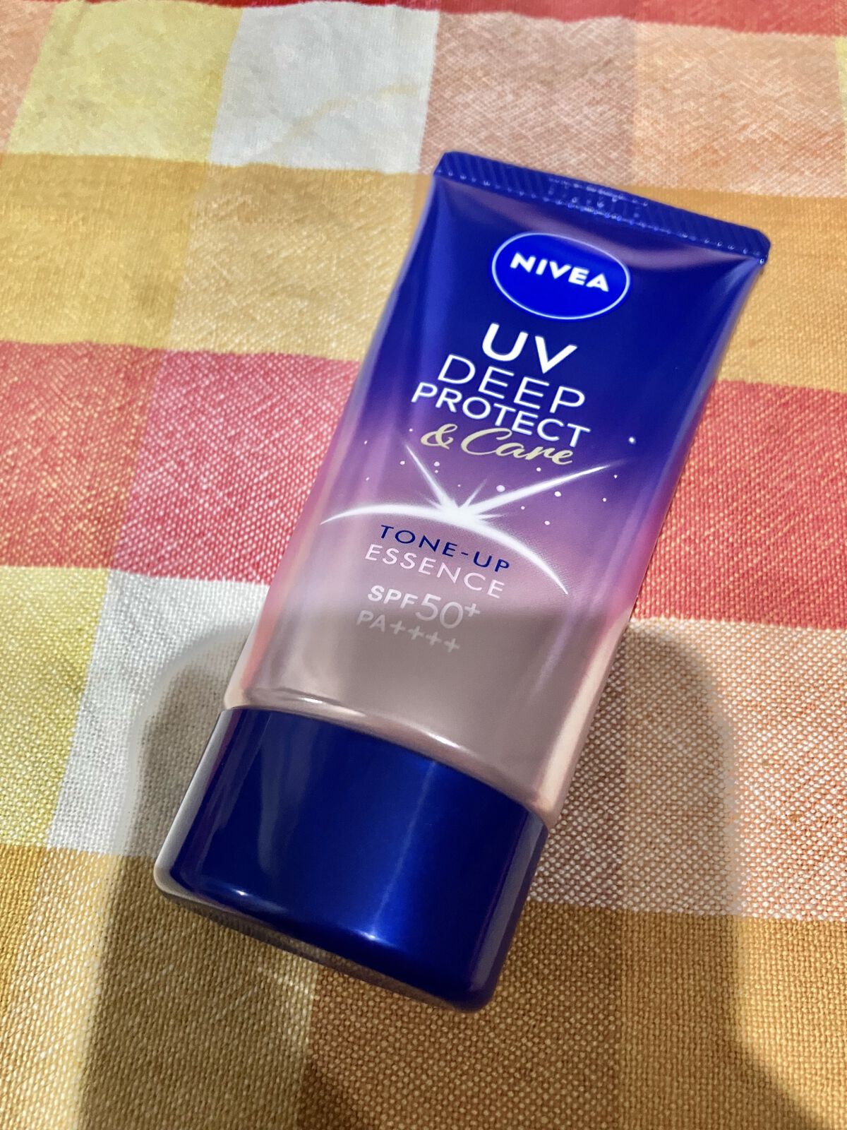ニベアUV ディープ プロテクト＆ケア トーンアップ エッセンス/ニベア/日焼け止めローションを使ったクチコミ（2枚目）