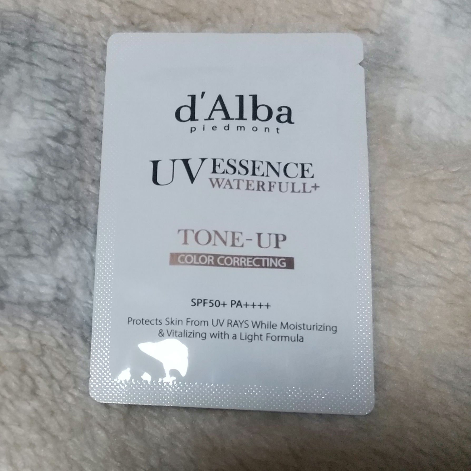 ウォータフルトーンアップサンクリーム/ダルバ/日焼け止めクリームを使ったクチコミ（1枚目）
