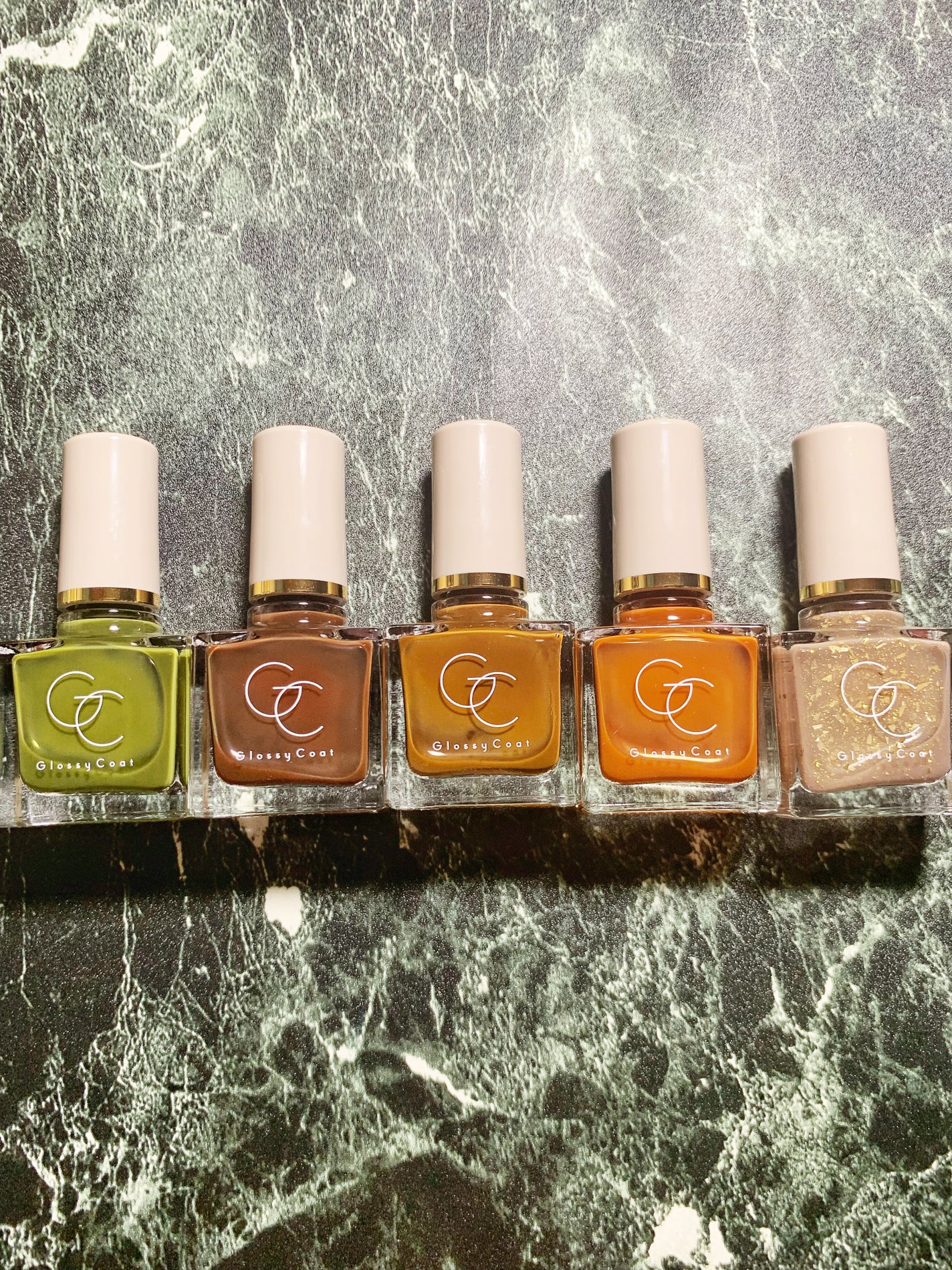 グロッシーコート/スキューズミー/オールインワンネイルを使ったクチコミ(3枚目)