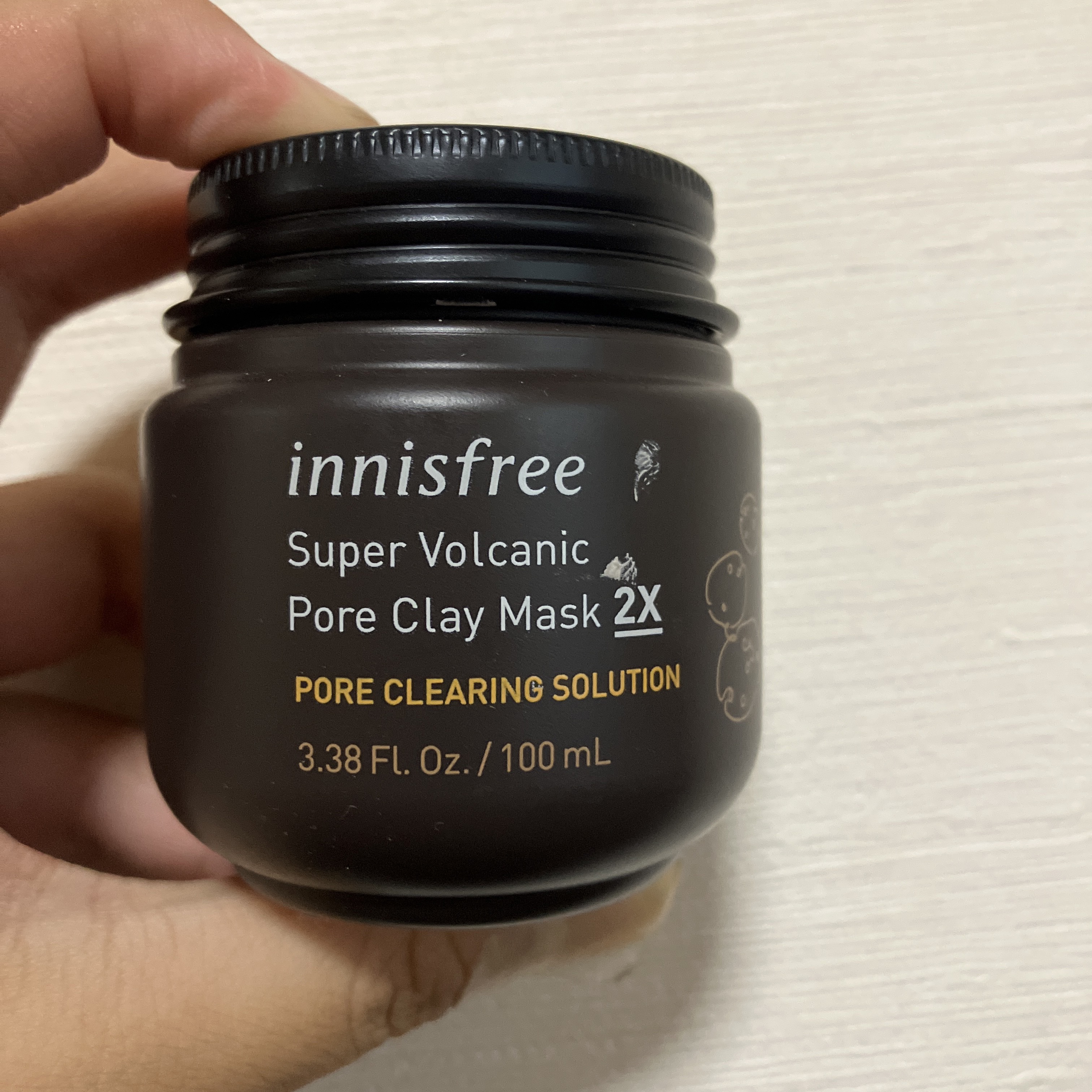 スーパーヴォルカニック　ポア　クレイマスク/innisfree/洗い流すパック・マスクを使ったクチコミ（1枚目）