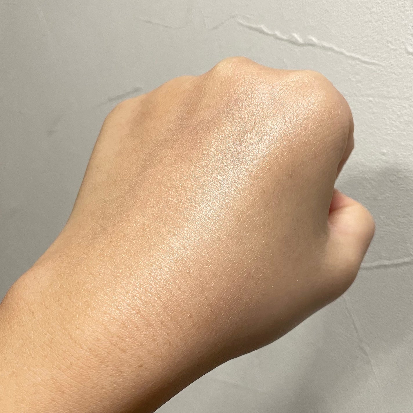 ラグジュアリーホワイト WプロテクトUV トーンアップ/アンプルール/日焼け止めクリームを使ったクチコミ(4枚目)