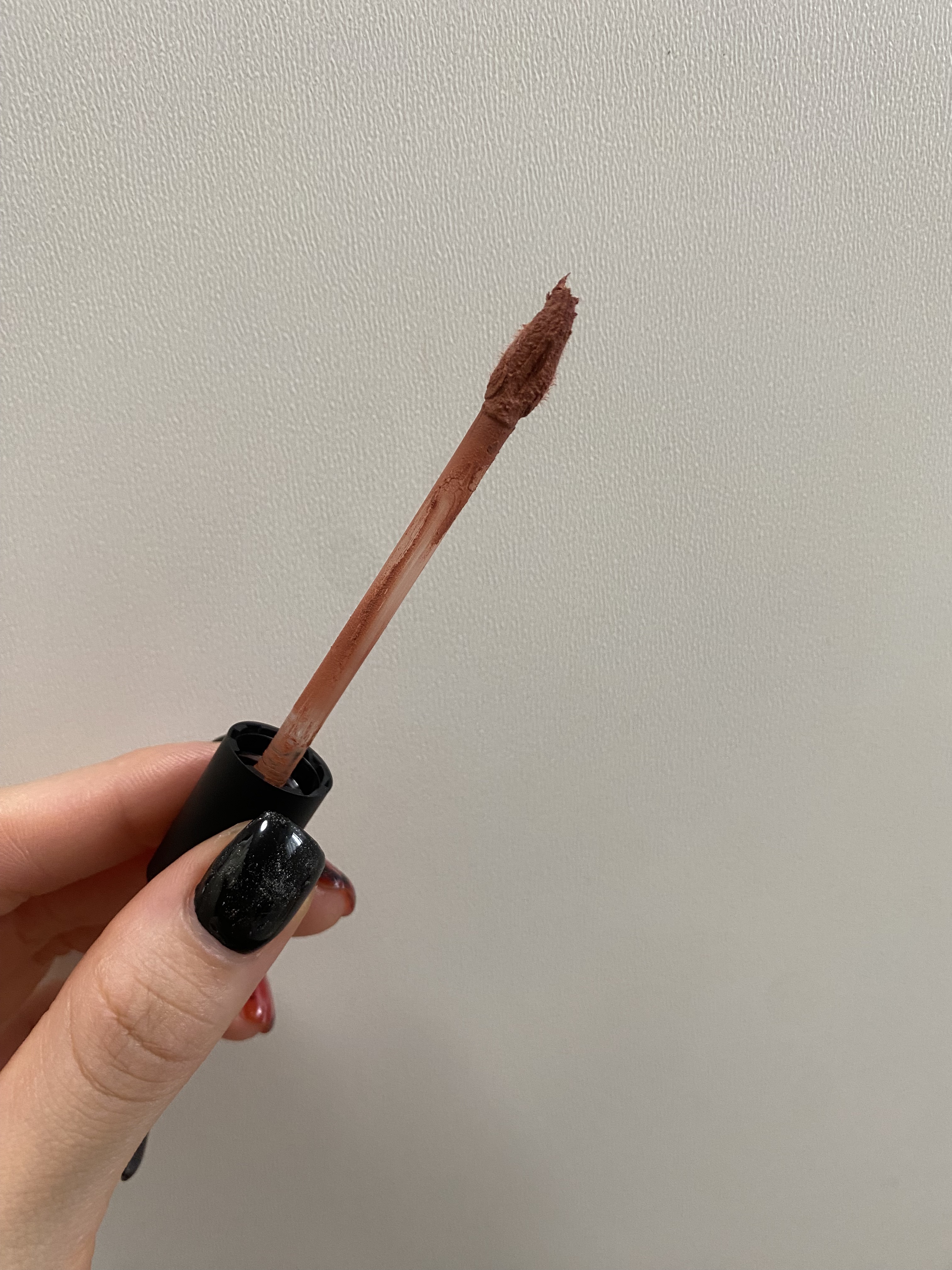 タイアップカバーティント 04 FADED FIG/MUZIGAE MANSION/リップティントを使ったクチコミ（3枚目）