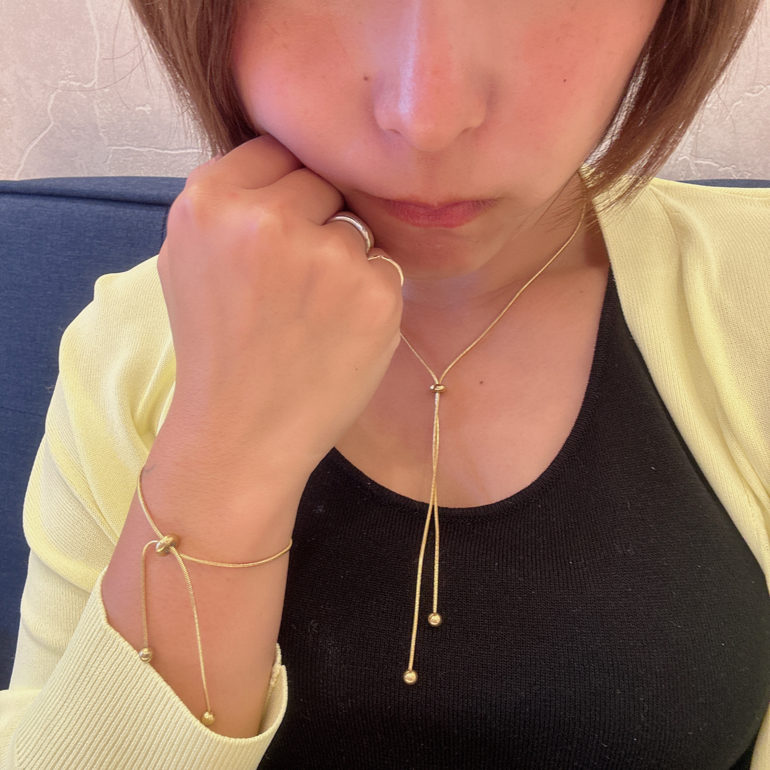 
美容記録✎‪·͜·⋆꙳

モニターモデルやらせていただいています🤍
素敵なネックレス、ブレスレット
ありがとうございます🥰🩷

❤️‍🔥ラリエットネックレス
⚪︎頭の上から通して前の部分で長さ調節できる
ネックレス。

サイズ　長