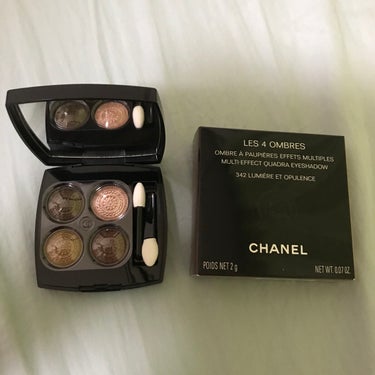 レ キャトル オンブル 342 ルミエール エ オピュロンス/CHANEL/アイシャドウパレットを使ったクチコミ（2枚目）