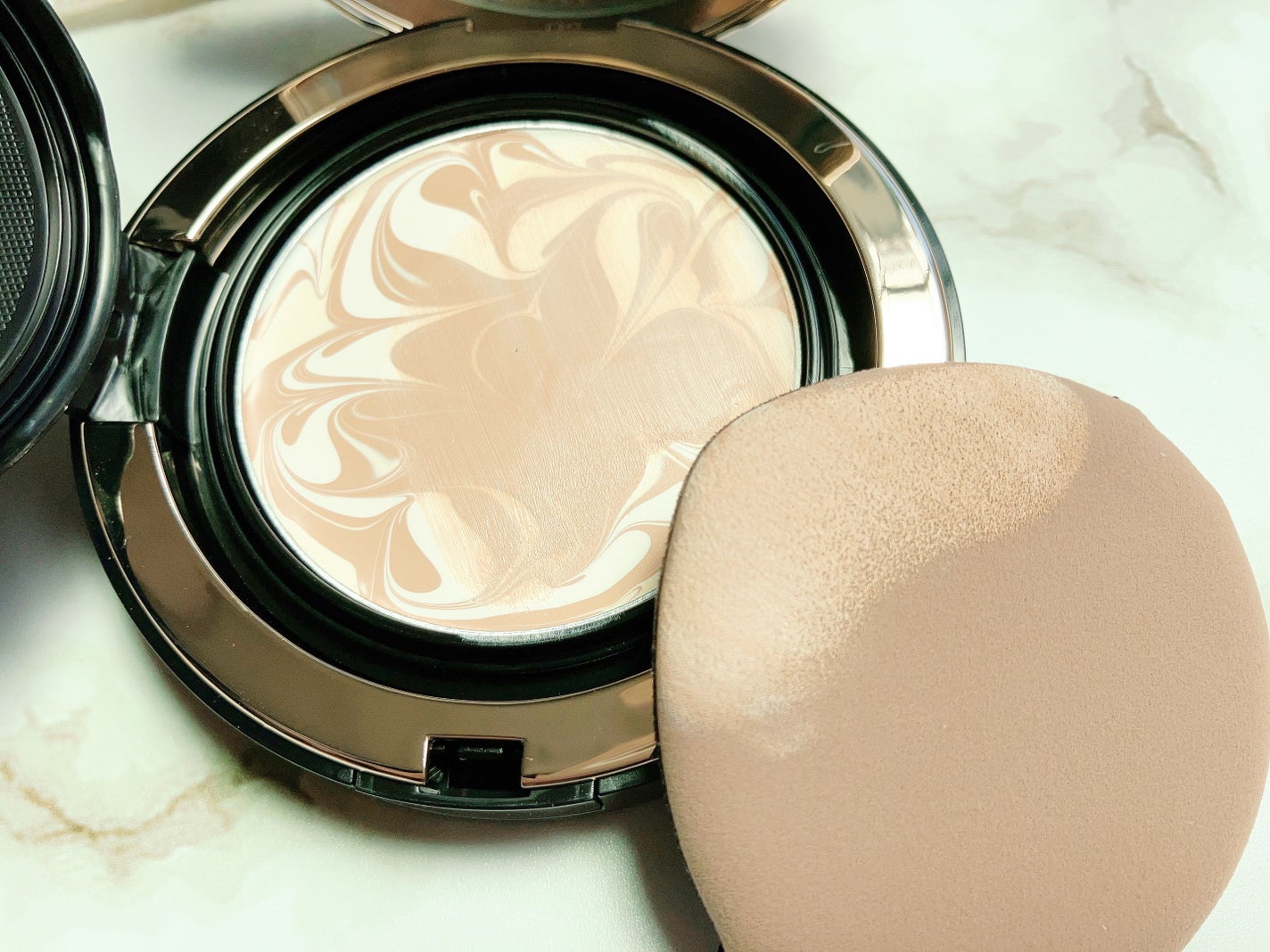 SIGNATURE ESSENCE COVER PACT /AGE20’s/クリーム・エマルジョンファンデーションを使ったクチコミ(3枚目)