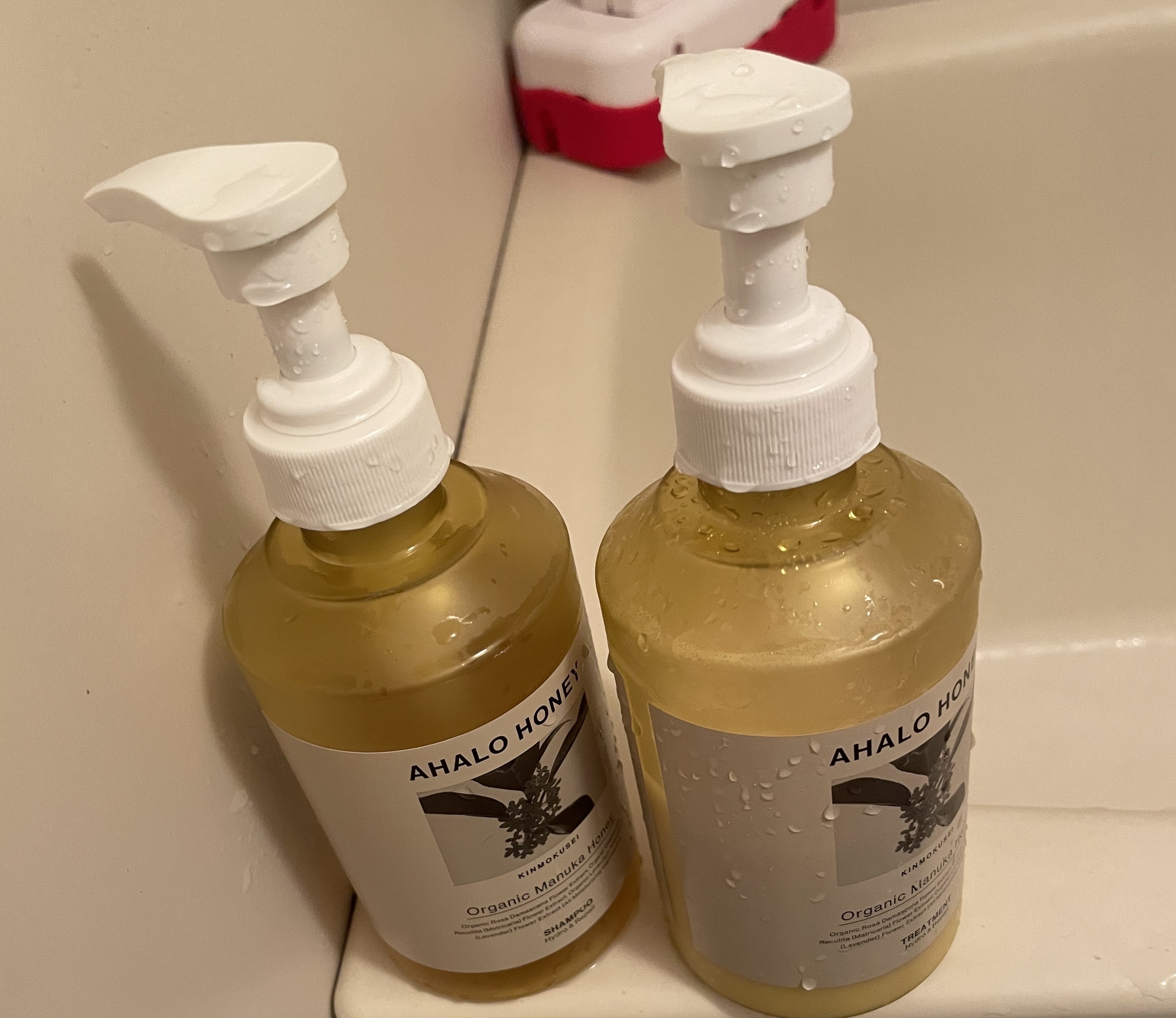 モイスト＆リペア シャンプー＆ヘアトリートメント 限定セット キンモクセイの香り/AHALO BUTTER/シャンプー・コンディショナーを使ったクチコミ（1枚目）