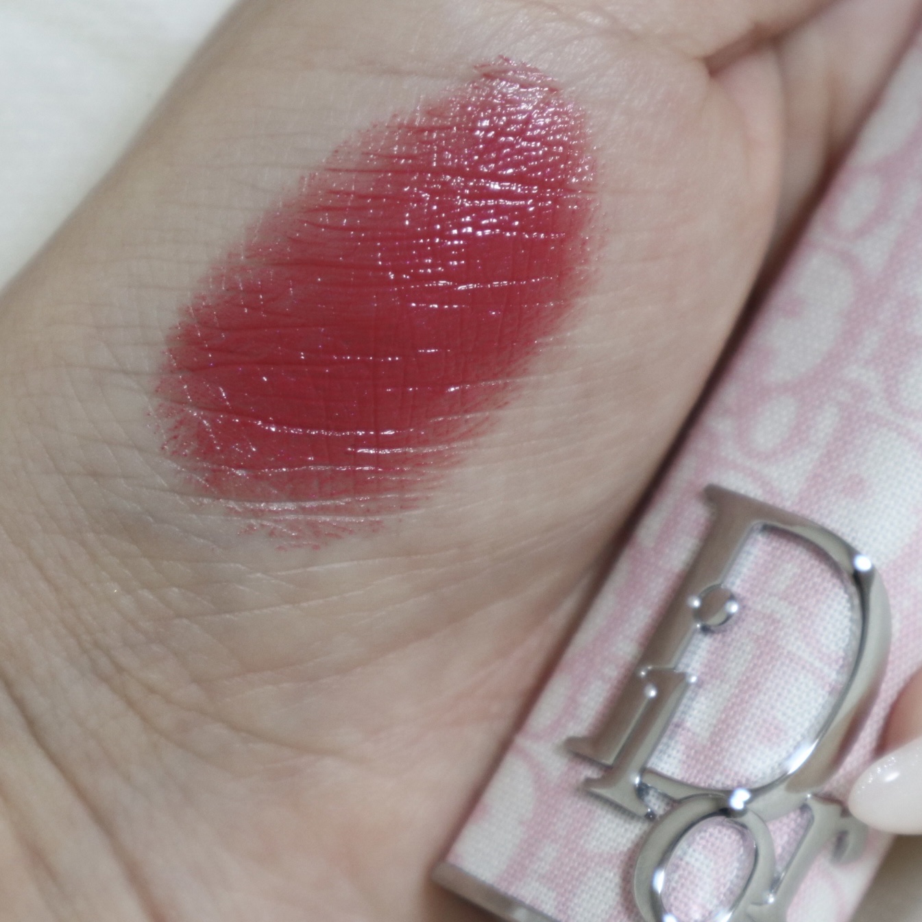 新色レビュー】ディオール アディクト リップスティック｜Diorの