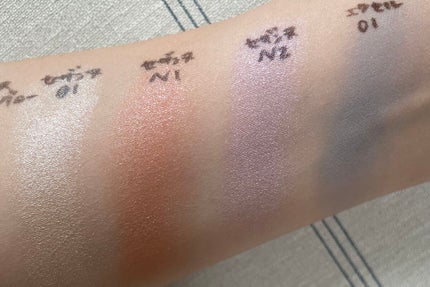 パールグロウハイライト/CEZANNE/パウダーハイライトを使ったクチコミ(4枚目)