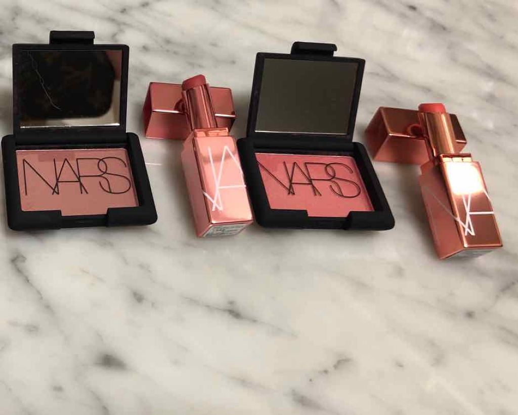 ソフトコア ブラッシュ＆バームデュオ/NARS/メイクアップキットを使ったクチコミ（3枚目）