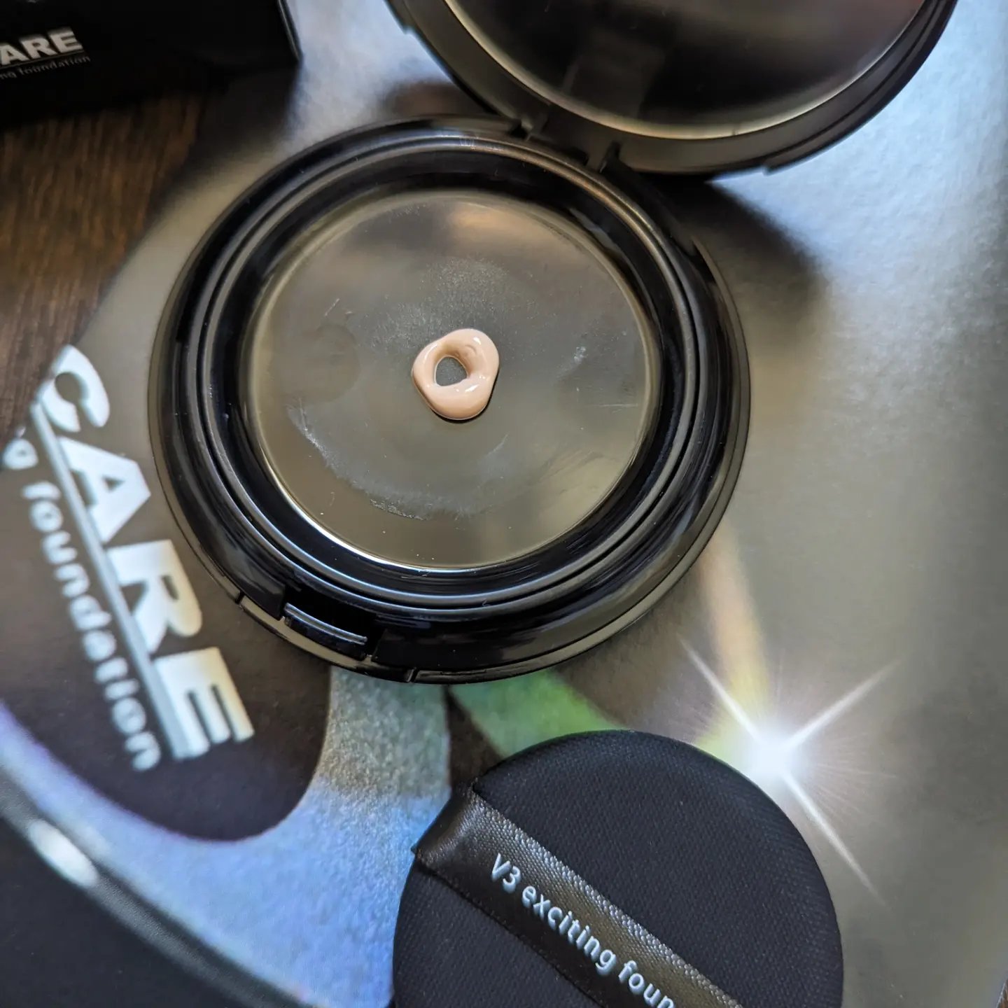 V3 エキサイティングファンデーション/SPICARE/クッションファンデーションを使ったクチコミ（2枚目）