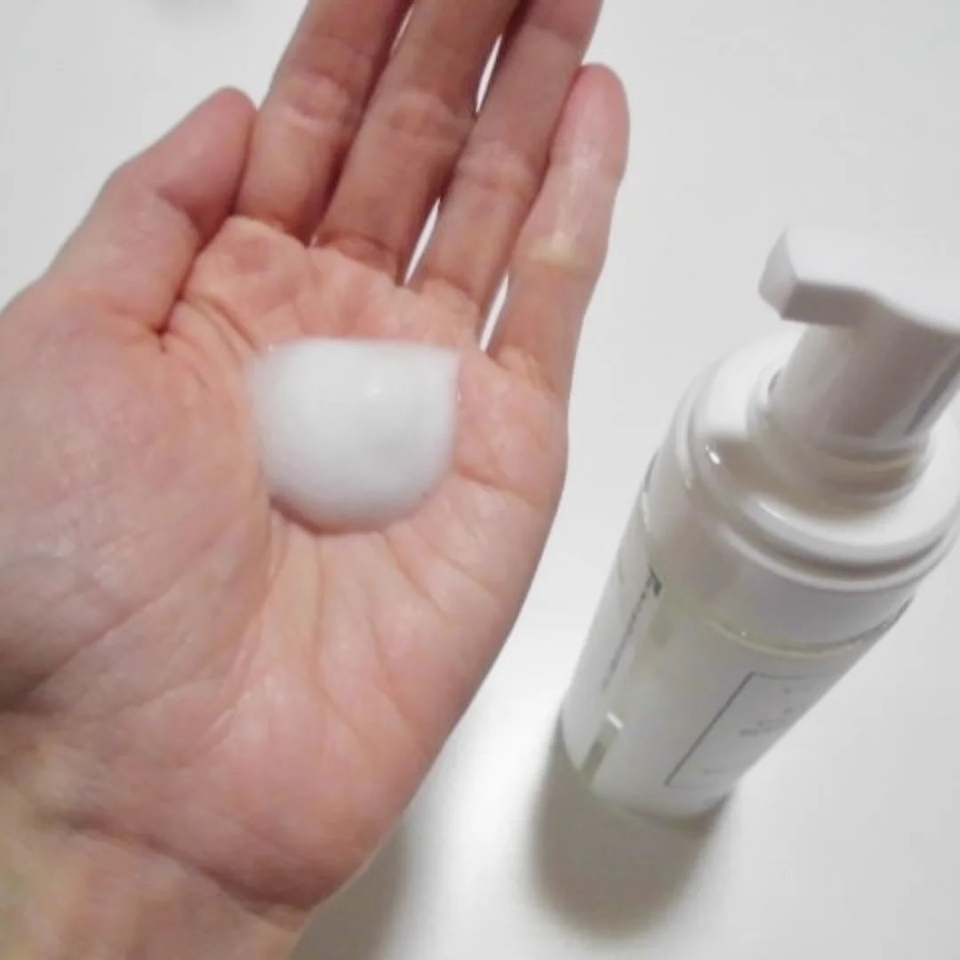 バランシングシカブレミッシュバブルクレンザー/Roume/泡洗顔を使ったクチコミ（2枚目）